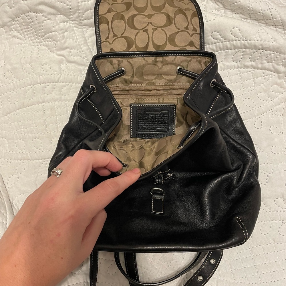 Vintage Coach Black Leather Legacy Backpack 9368 - Picture 6 of 6